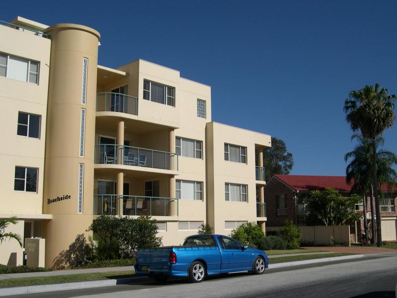 "Beachside" 4 / 17 Beach Street, Tuncurry Picture 1