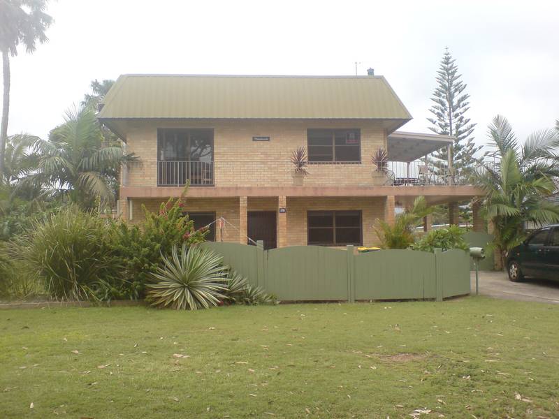 "Sandcastle" 7/20 Wharf St Tuncurry Picture 1