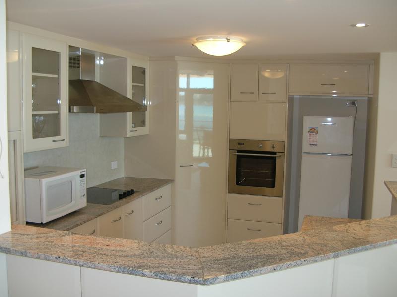 "Solaire 2" 7-11 Wharf St, Tuncurry Picture 3