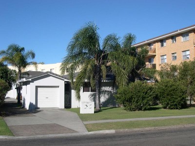 1 / 33 Wharf Street, Tuncurry Picture 1 / 33 Wharf Street, Tuncurry Picture