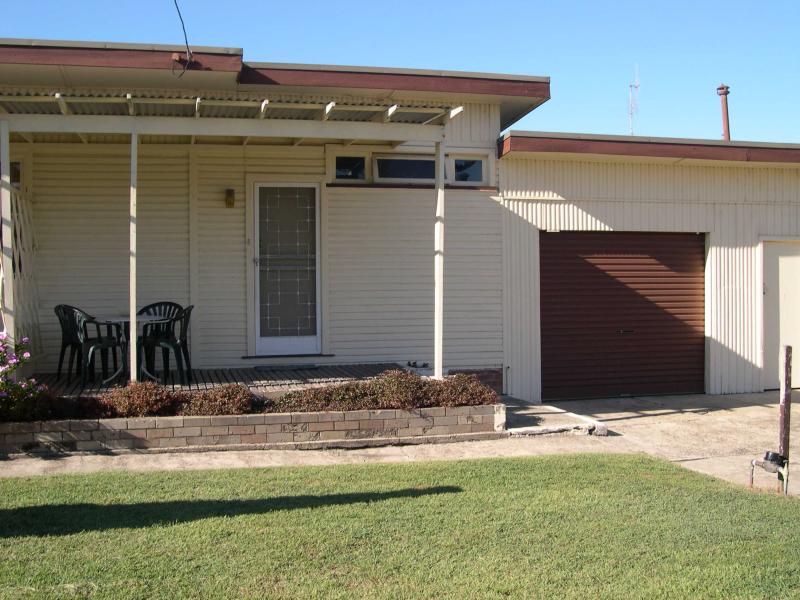 2B Rockpool Rd, Tuncurry Picture 2