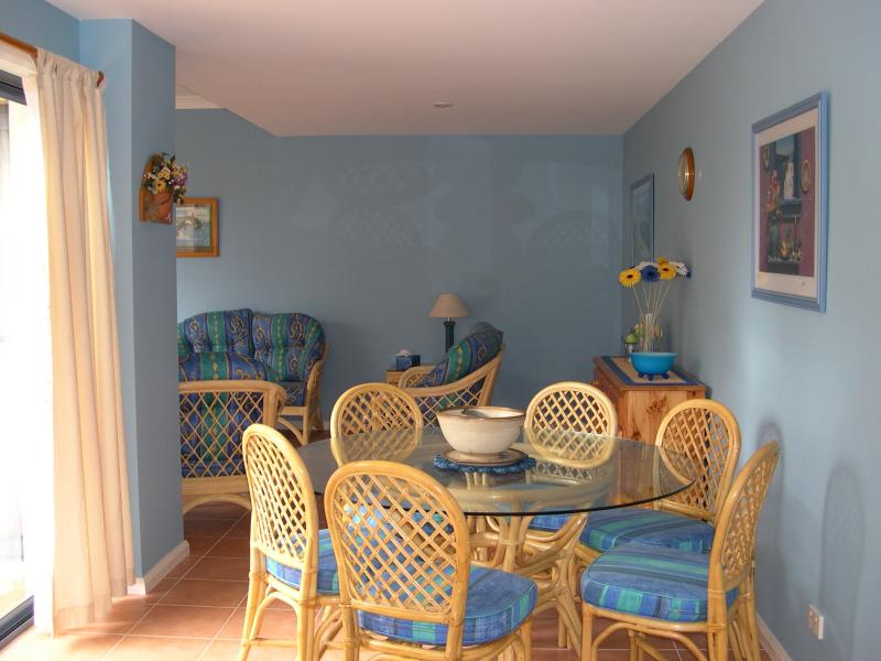 Townhouse 4/34 Wharf St, Tuncurry Picture 2