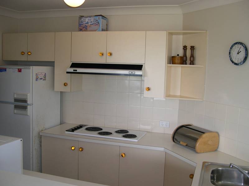 Unit 101 " The Heritage " 18-20 Manning St, Tuncurry Picture 3