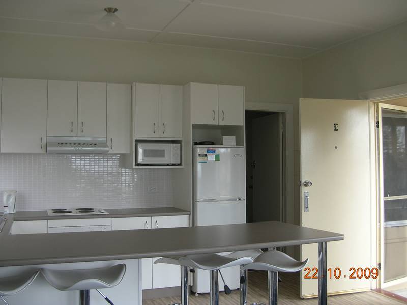 Unit 3 "Baywatch" 23 Wharf Street, TUNCURRY Picture 3