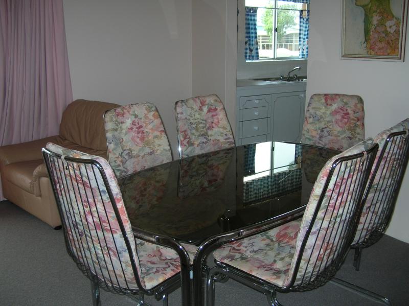 Unit 6 The Anchorage 31 Wharf St Tuncurry Picture 3