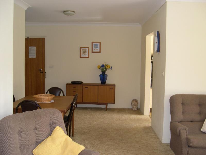 Unit 7 "Bowling Greens" 36 Wharf St, Tuncurry Picture 3