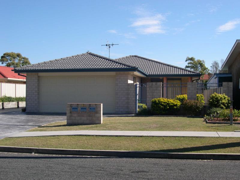 Villa 1/54 Parkes Street, Tuncurry Picture 1