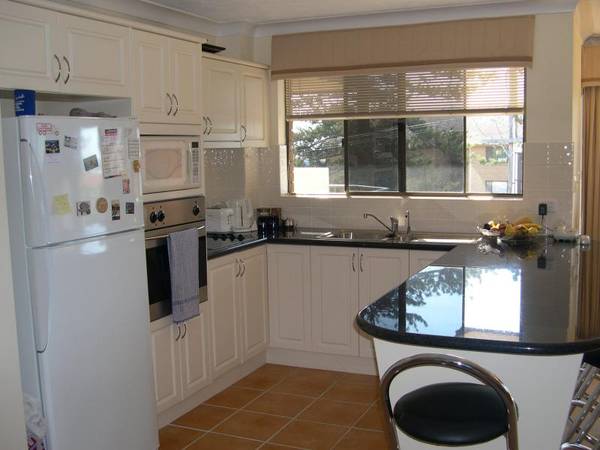 "Champagne Court" Picture