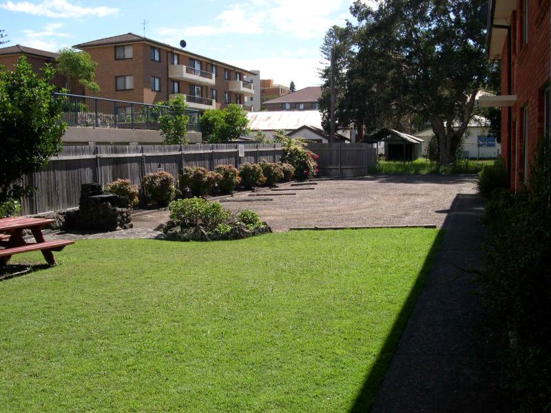 A LITTLE GEM Picture