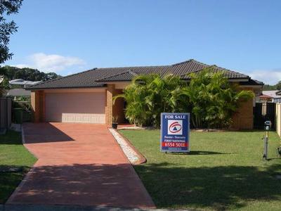 Close to beaches & shops Picture