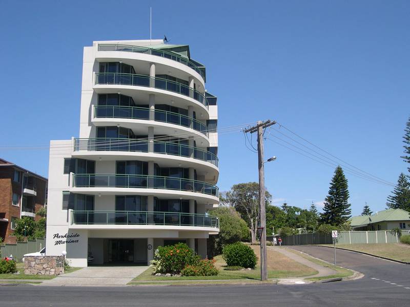 Parkside Marina Picture 1