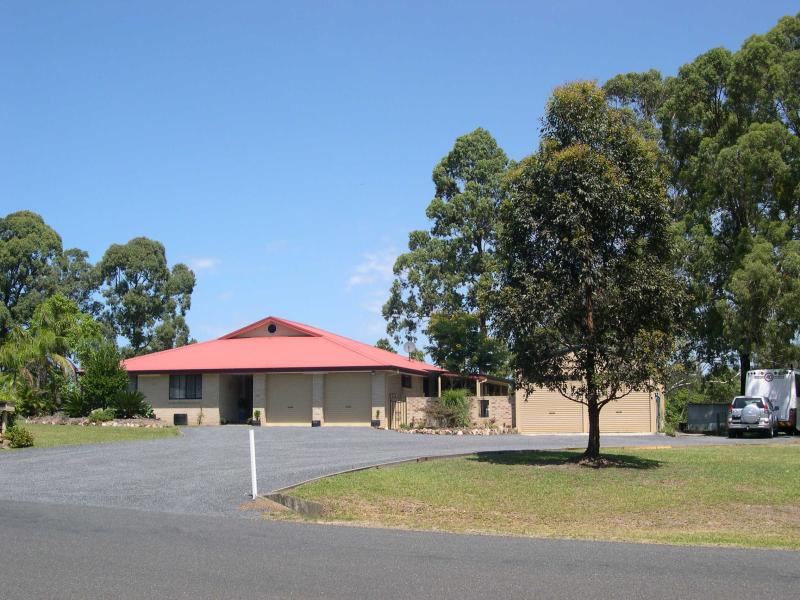 Plenty Of Room Picture 1