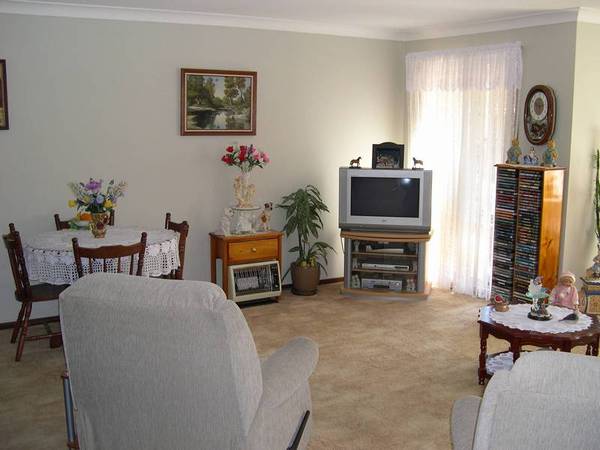 Immaculate Villa Throughout Picture 2