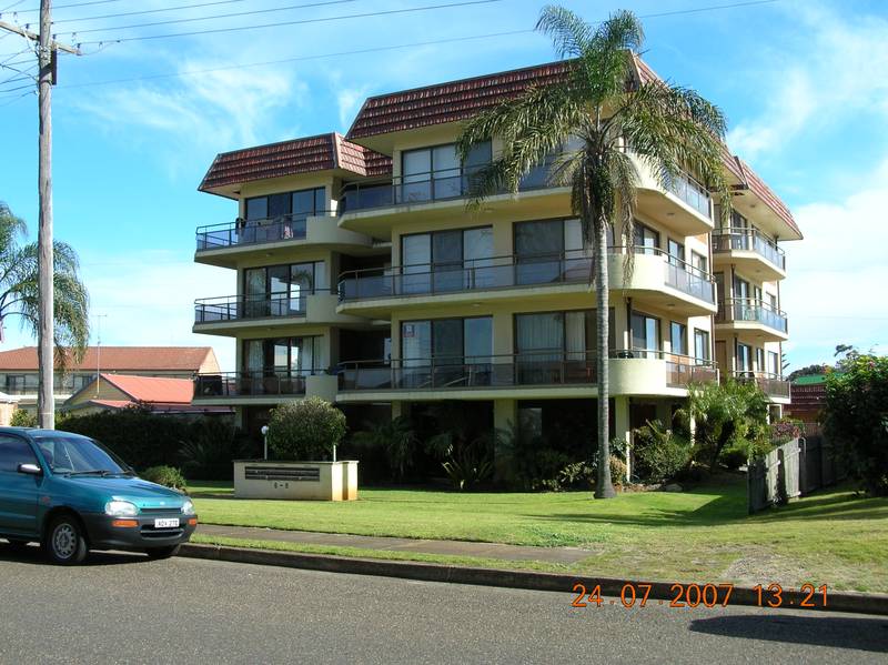 Champagne Court 7 Picture 1