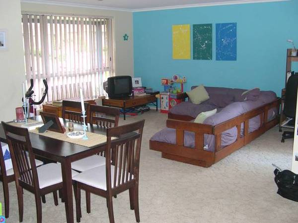 Spacious 2 Bedroom Villa Picture 2