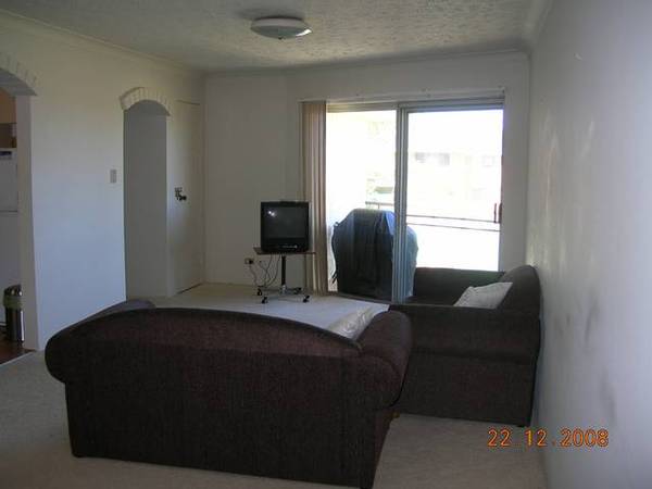 2 bedroom unit Picture 3