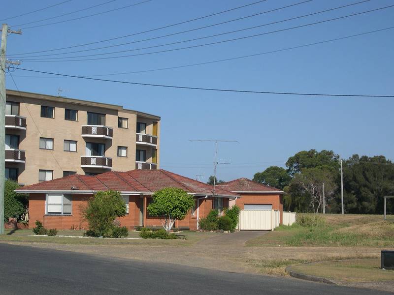 Fish From the Front Door Picture 3