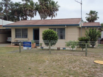 The Best Buy In Tuncurry Picture