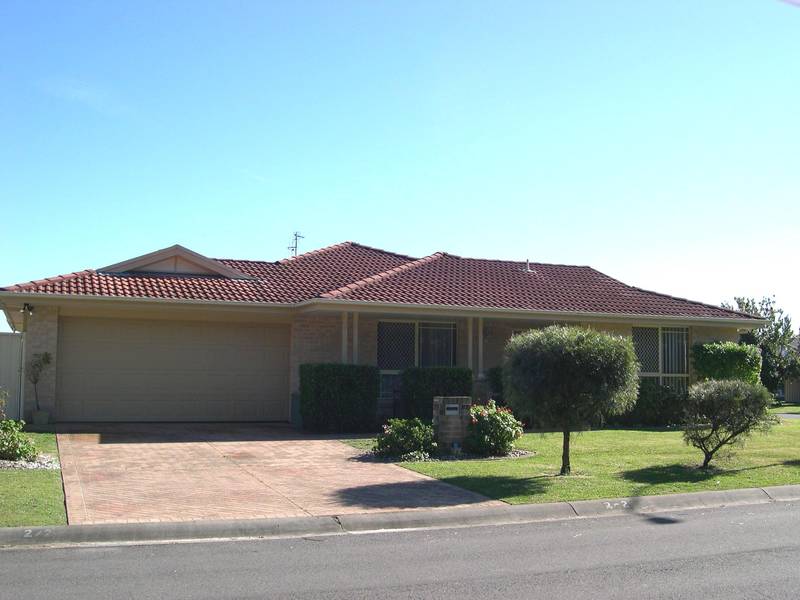 Delightful, Roomy Villa Picture 1