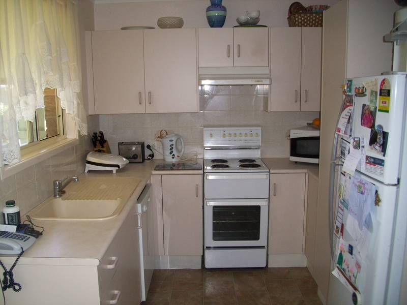 3 bed villa in quiet cul-de-sac Picture 3