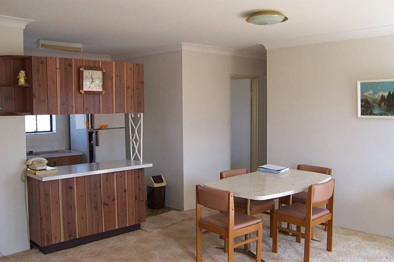 Walk to Lake & Beaches Picture 2