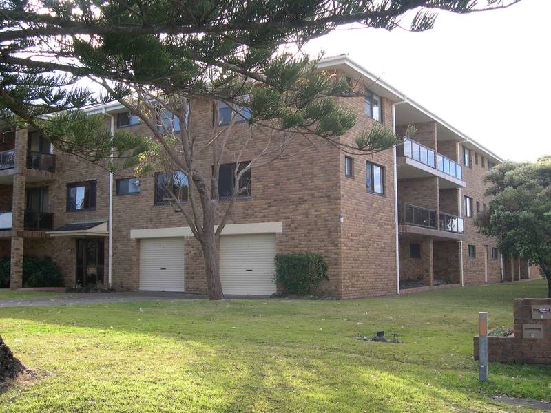 1st Floor Beauty in Tuncurry Picture 1