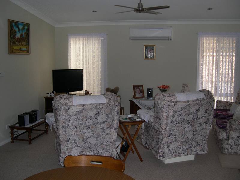 Over 55's Living Picture 3