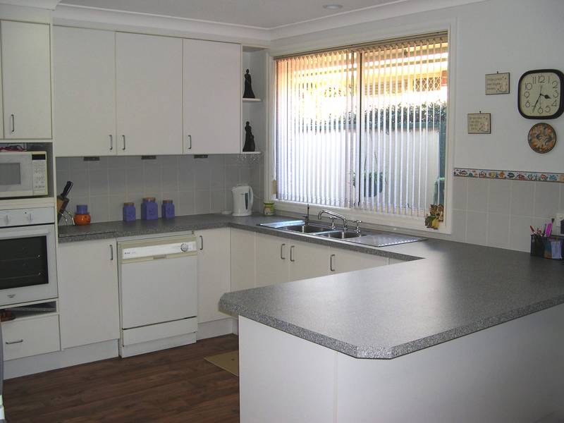 Large Villa - Banksia Estate! Picture 2