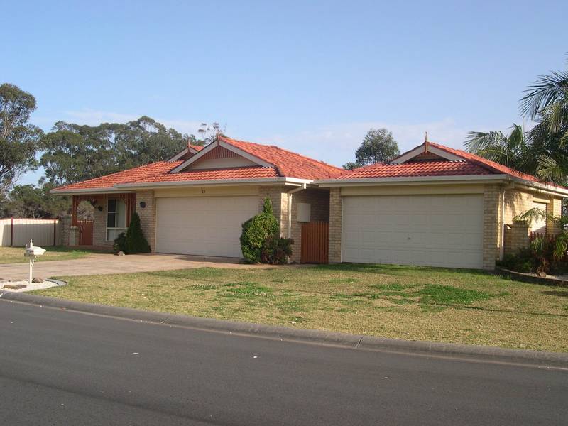 Auction at Asplenii Picture 2