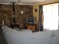 Great 3 Bed House on Large Block Picture
