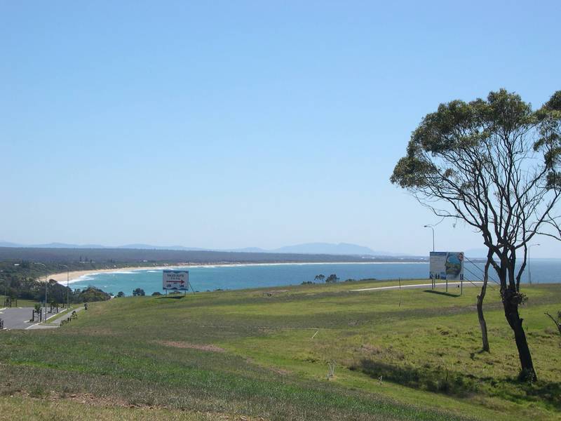 Bombora Point Coastal Estate Picture 3