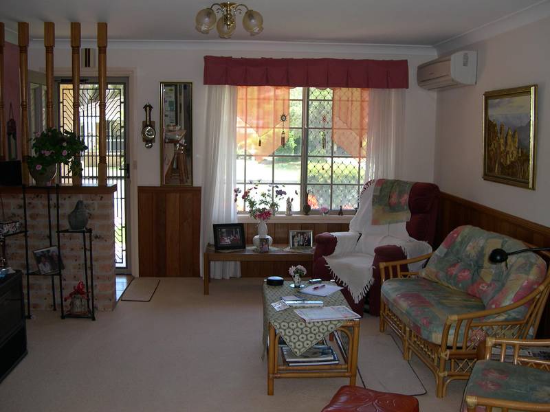 Come & Be Impressed Picture 3