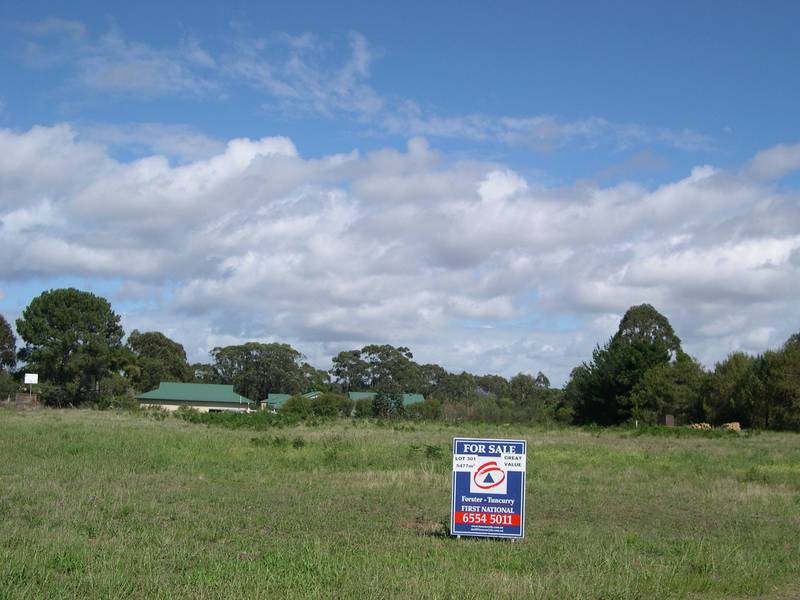 Racecourse Estate Tuncurry Picture 1