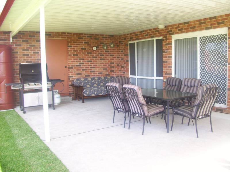 Immaculate 4 Bedroom Home Picture 2