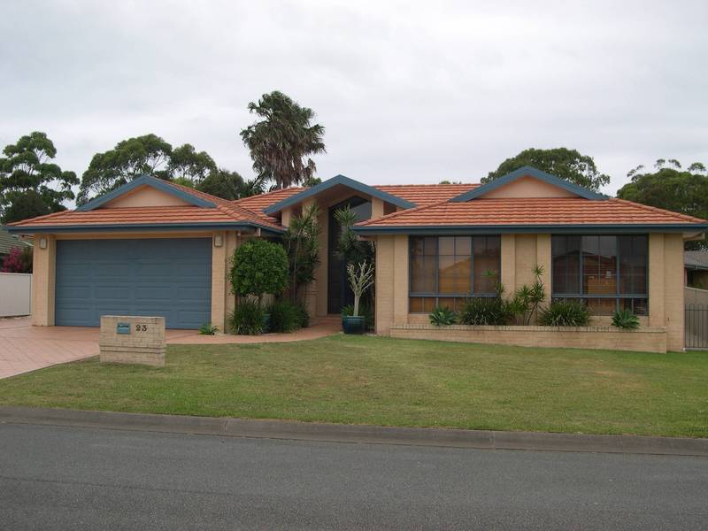 Lots of Luxury Picture 1