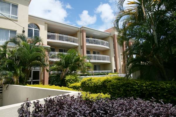 TAKE A MOMENT! $357,000 NOW REDUCED TO $337,000 Owner wants it SOLD!! Picture 1