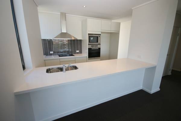 VENDOR MEETS THE MARKET Picture VENDOR MEETS THE MARKET Picture