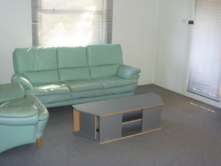 Perfect Position - Surfers Paradise! Picture 3