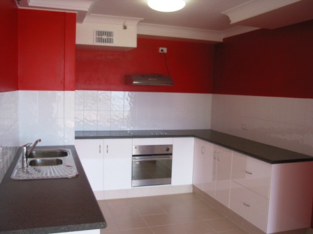 Budds Beach! Spectacular Views from Spectrum Apartment Picture 2