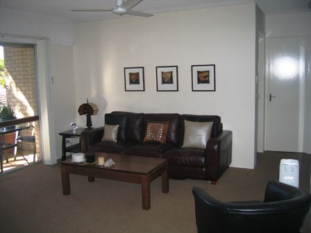 Spacious, Contemporary Chevron Apartment!! Picture 3