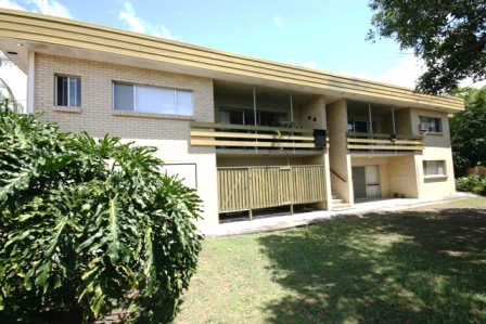 Spacious, Contemporary Chevron Apartment!! Picture 1