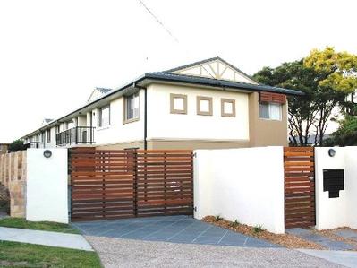 Modern Apartment with Air con! Picture