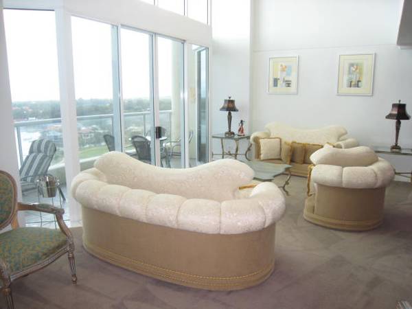 Spectacular two level, Sub Penthouse in Rivage Royal!!! Picture 3