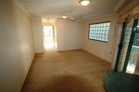 Secure Apartment with Air Con! Picture Secure Apartment with Air Con! Picture