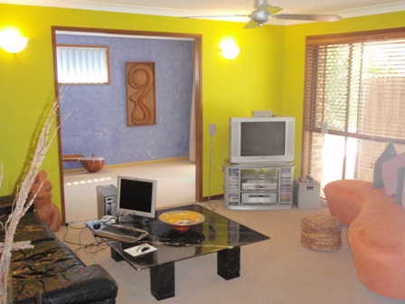 Ashmore Beauty - Work from Home!! Open 05.09.09 @ 1pm Picture