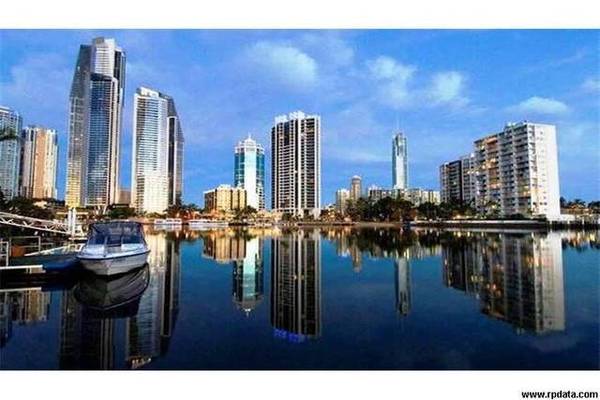 Spectacular Main River Villa on Chevron Island - Bring your boat !!! Picture Spectacular Main River Villa on Chevron Island - Bring your boat !!! Picture