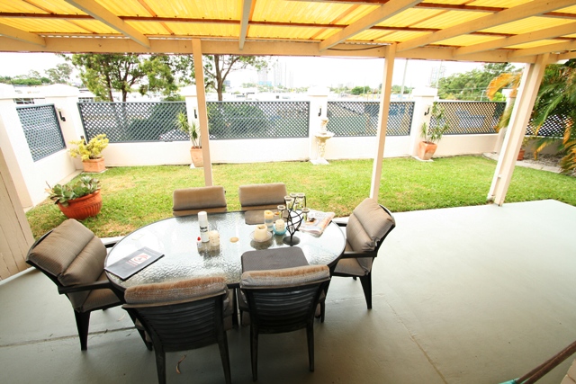 DUPLEX PAIR Unit 1 - $335,000
Unit 2 - $315,000
MASSIVE REDUCTION!! Picture