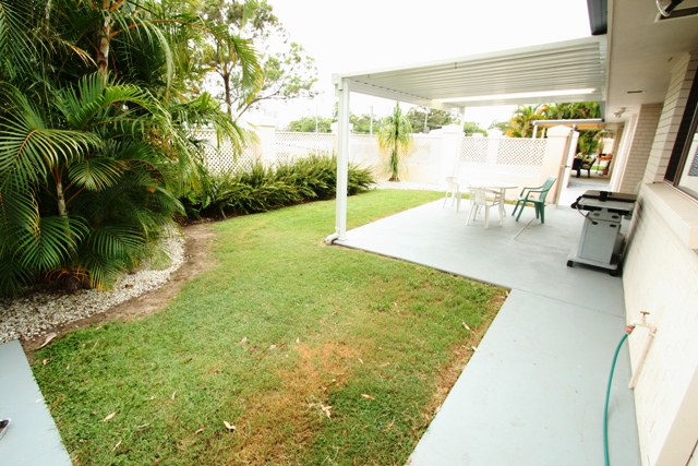 DUPLEX PAIR Unit 1 - $335,000
Unit 2 - $315,000
MASSIVE REDUCTION!! Picture