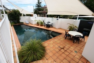 Chevron Sails Apartment! Furnished or Unfurnished Picture