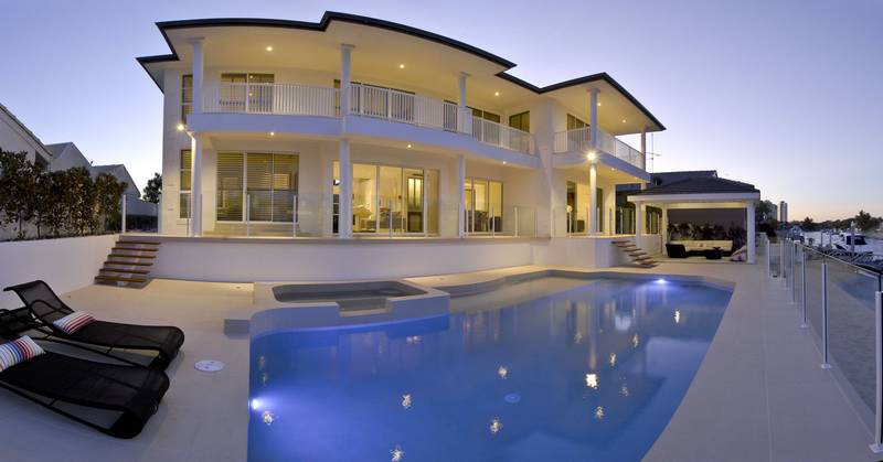 Spectacular Surfers Skyline Views from this Paradise Waters Home!!! Picture 1